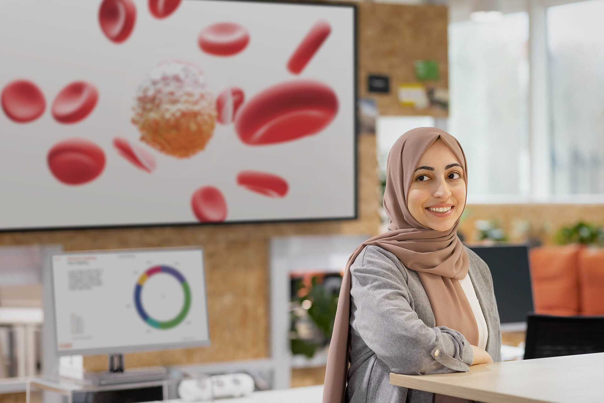 Femme faisant une présentation