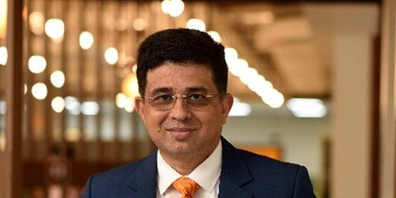 Portrait of Sridhar Venkatesh