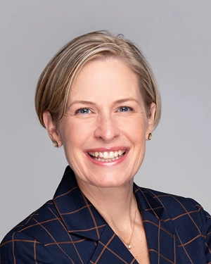 Portrait of Tina Graves